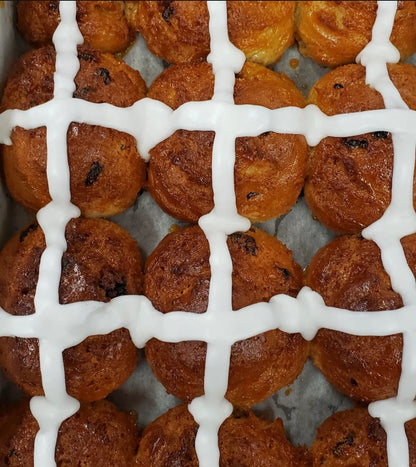 6 x Hot Cross Bun (sans produits laitiers ni œufs)